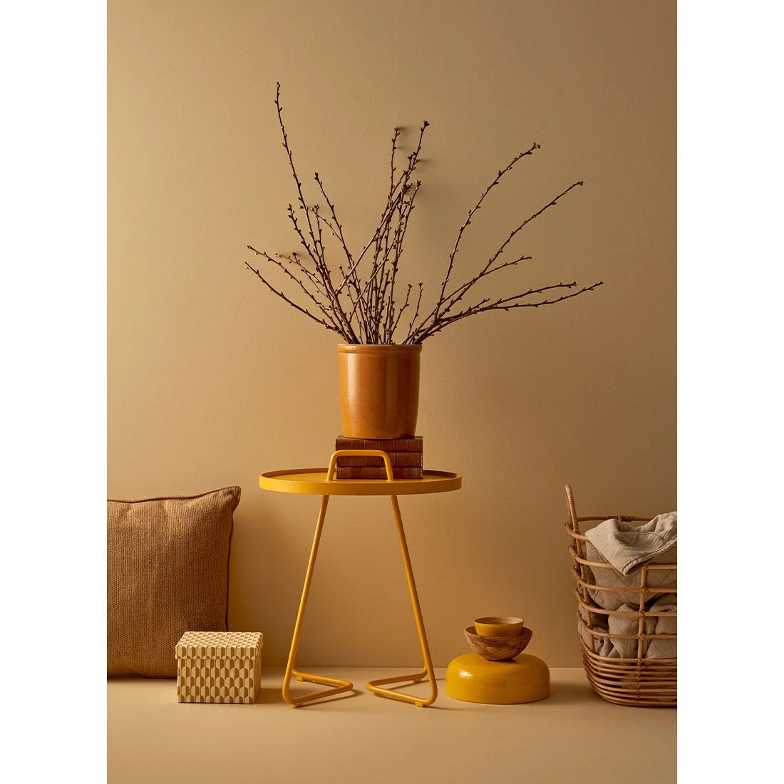 Cane-Line On-the-move Beistelltisch Ø44x54 Cm Aluminium Yellow 4 Cane-Line On-the-move Beistelltisch Ø44x54 Cm Aluminium Yellow – Bild 2