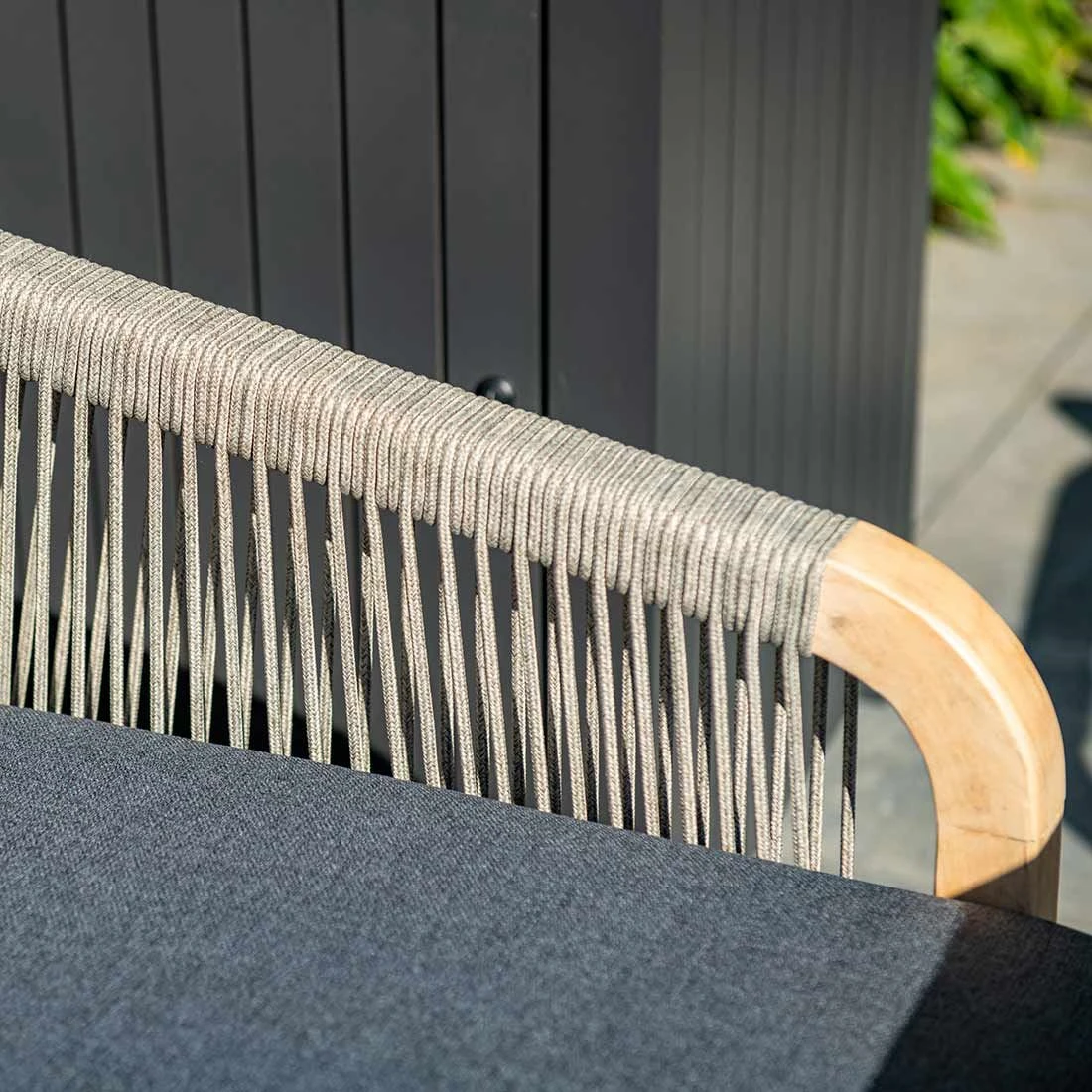 Garden Impressions Santos Dininglounge 5-tlg. Akazie/Kunstfaser Akazie White Wash/Anthrazit 10 Garden Impressions Santos Dininglounge 5-tlg. Akazie/Kunstfaser Akazie White Wash/Anthrazit – Bild 8