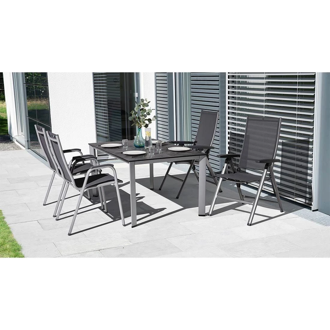 Kettler Cirrus Silver Line Stapelsessel Aluminium/Outdoorgewebe Silber/Anthrazit-Grau 8 Kettler Cirrus Silver Line Stapelsessel Aluminium/Outdoorgewebe Silber/Anthrazit-Grau – Bild 6