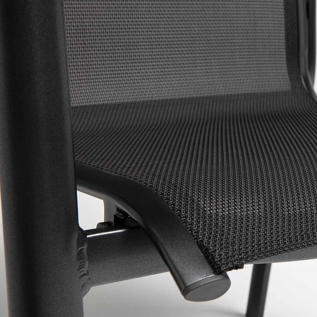 Kettler Legato Curve Stapelsessel Aluminium/Textilene Anthrazit 9 Kettler Legato Curve Stapelsessel Aluminium/Textilene Anthrazit – Bild 7