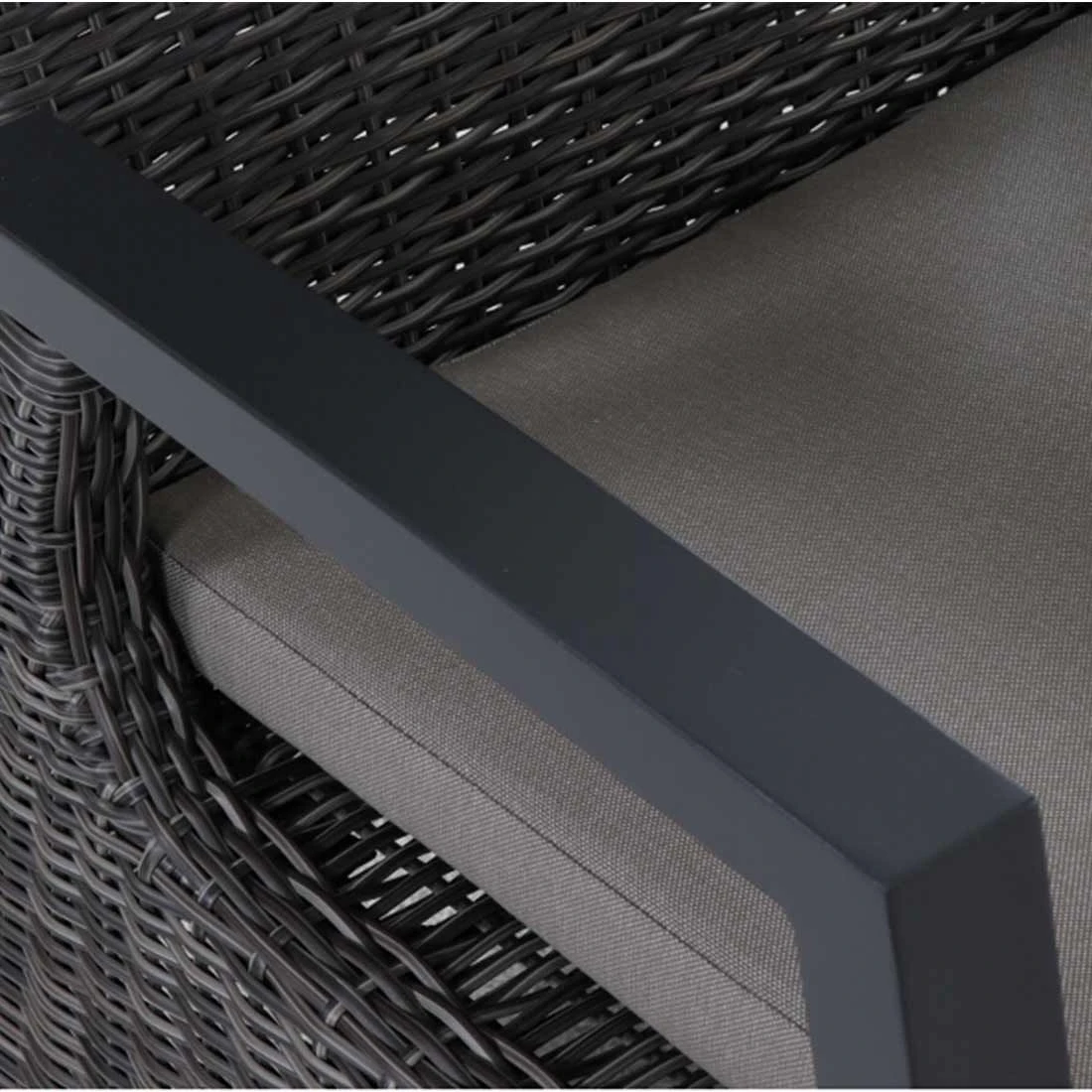 Siena Garden Corido Gartensessel Aluminium/Geflecht Inkl. Kissen Matt Anthrazit/Charcoal Grey 11 Siena Garden Corido Gartensessel Aluminium/Geflecht Inkl. Kissen Matt Anthrazit/Charcoal Grey – Bild 9