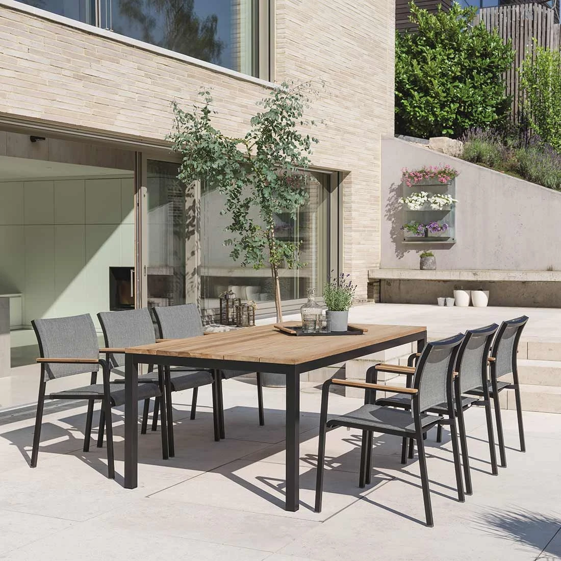 Stern Tilo Dining Stapelsessel Aluminium/Textilene Schwarz Matt/Leinen Grau 9 Stern Tilo Dining Stapelsessel Aluminium/Textilene Schwarz Matt/Leinen Grau – Bild 7